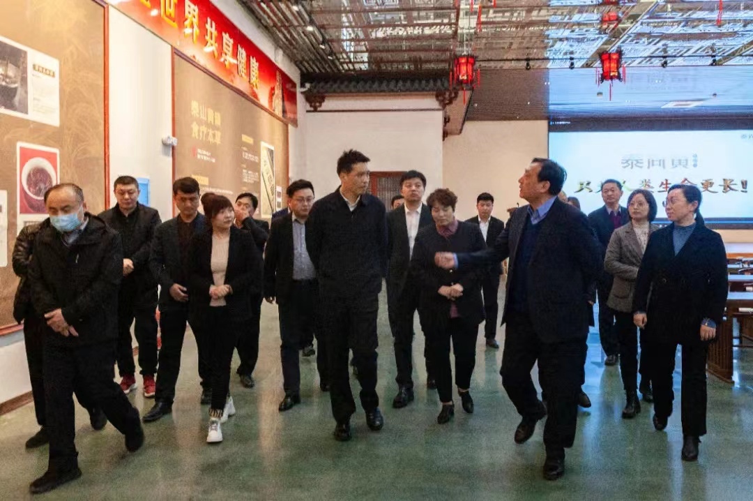 省市场监管局领导开展食品安全专题调研活动