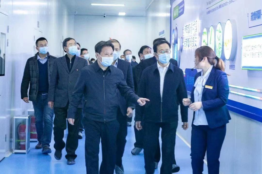 省人大社会建设委员会莅临调研